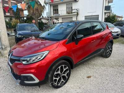 Renault Captur 1.5 dci Intens 110cv Rosso usata Altidona