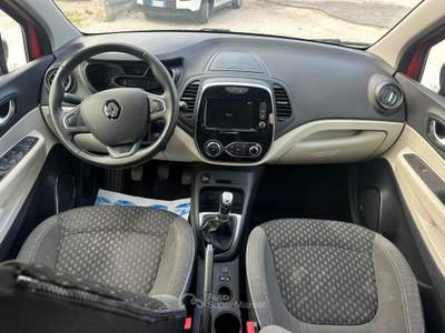 Renault Captur 1.5 dci Intens 110cv Rosso usata Altidona