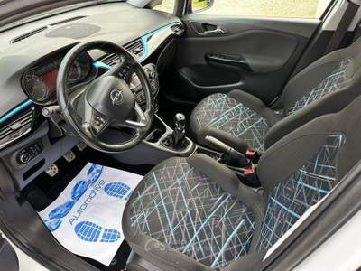 Opel Corsa 1.4 90CV 5 porte Innovation +metano Bianco usata Altidona