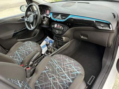 Opel Corsa 1.4 90CV 5 porte Innovation +metano Bianco usata Altidona