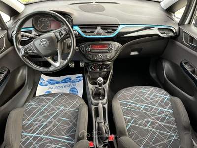 Opel Corsa 1.4 90CV 5 porte Innovation +metano Bianco usata Altidona