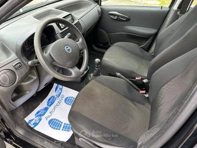Fiat Punto Classic 1.2 5 porte Natural Power Nero usata Altidona