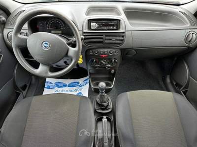 Fiat Punto Classic 1.2 5 porte Natural Power Nero usata Altidona