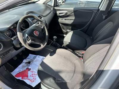 Fiat Punto 1.4 8V 5 porte Natural Power Street Argento usata Altidona