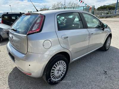 Fiat Punto 1.4 8V 5 porte Natural Power Street Argento usata Altidona