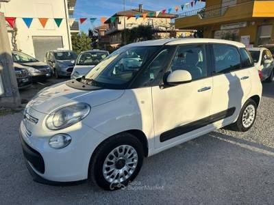 Fiat 500L 1.3 Multijet 95 CV Business Bianco usata Altidona