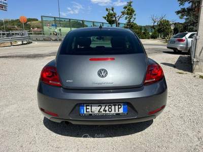 Volkswagen Maggiolino 1.6 TDI Design Grigio usata Altidona