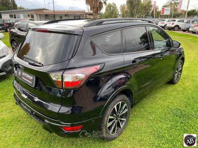 Ford Kuga 1.5 TDCI 120 CV S&S 2WD ST-Line Nero usata Latina
