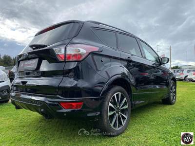 Ford Kuga 1.5 TDCI 120 CV S&S 2WD ST-Line Nero usata Latina