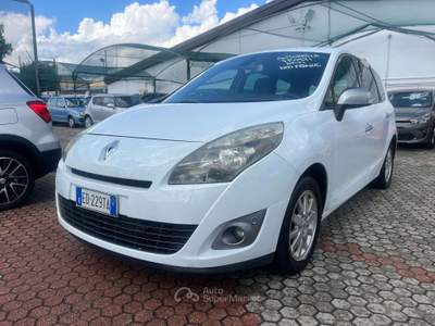 Renault Scénic Scenic III 2011.1.5 dci 7 posti 110cv edc Bianco usata Torino