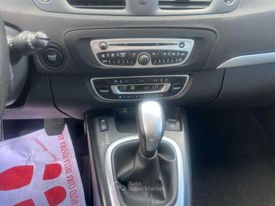 Renault Scénic Scenic III 2011.1.5 dci 7 posti 110cv edc Bianco usata Torino