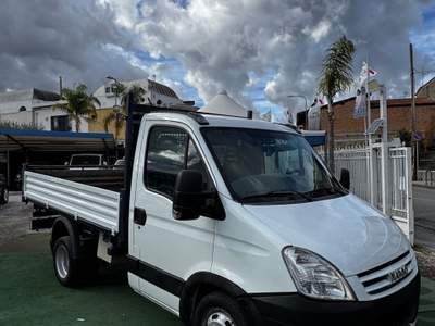 Iveco Daily 35 ribaltabile usata SOMMA VESUVIANA