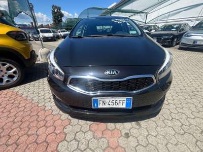 Kia Ceed ceed II 2016 1.6 crdi Business 110cv Nero usata Torino