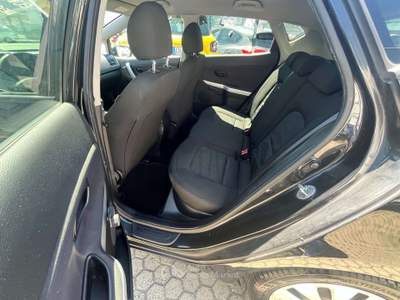 Kia Ceed ceed II 2016 1.6 crdi Business 110cv Nero usata Torino