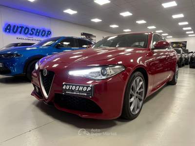 Alfa Romeo Giulia Giulia2.2 t Veloce Q4 210cv awd auto da rivedere Rosso usata Torino Alfa Romeo Giulia Giulia2.2 t Veloce Q4 210cv awd auto da rivedere Rosso usata Torino