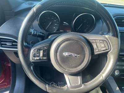 Jaguar F-Pace F-Pace  3.0d V6 Prestige awd 300cv auto Rosso usata Torino