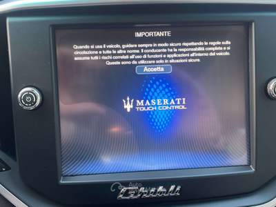 Maserati Ghibli Ghibli 3.0 V6 ds 275cv auto TETTO Nero usata Torino