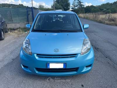 Daihatsu Sirion Hiro 5PT Blu/Azzurro usata Mentana