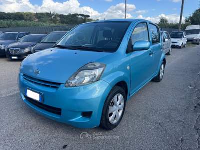 Daihatsu Sirion Hiro 5PT Blu/Azzurro usata Mentana