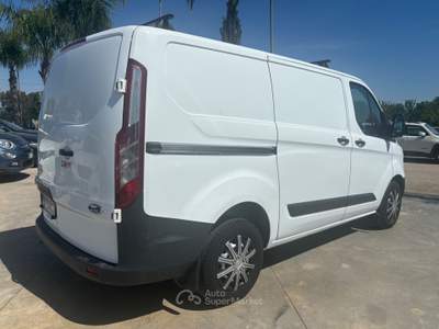 Ford Transit CUSTOM - 2016- 2.5 Diesel usata San Michele Salentino