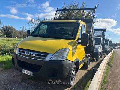 Iveco Daily 35C10 - 2009 ribaltabile usata San Michele Salentino