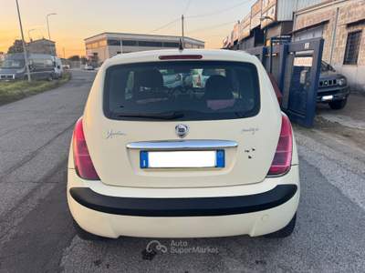 Lancia Ypsilon 1.3 Multijet 16V Platino Beige usata Mentana