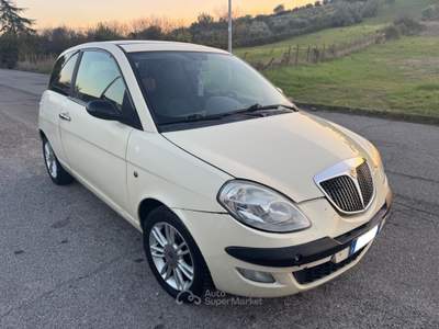 Lancia Ypsilon 1.3 Multijet 16V Platino Beige usata Mentana
