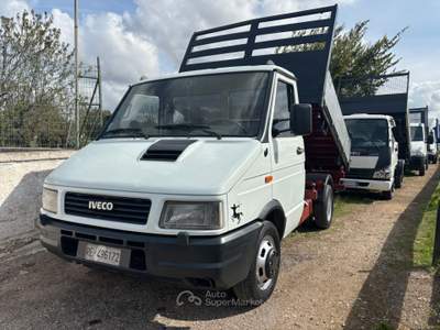 Iveco Daily ribaltabile 35.10 turbo usata San Michele Salentino