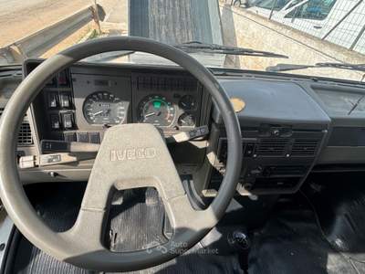 Iveco Daily ribaltabile 35.10 turbo usata San Michele Salentino