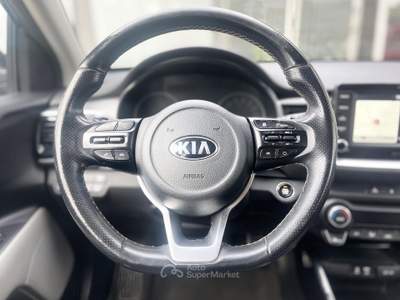 Kia Stonic 115CV E6 Neo - 2019 Nero usata Roma