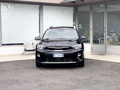 Kia Stonic 115CV E6 Neo - 2019 Nero usata Roma