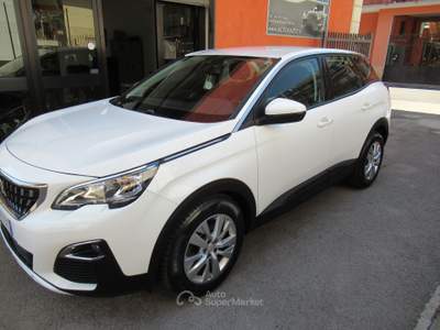 Peugeot 3008 S&S Allure VIRTUAL COKPIT Bianco usata Striano