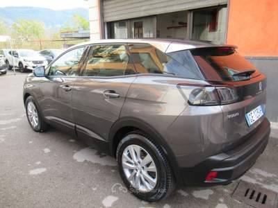 Peugeot 3008 S&S Allure Grigio usata Striano