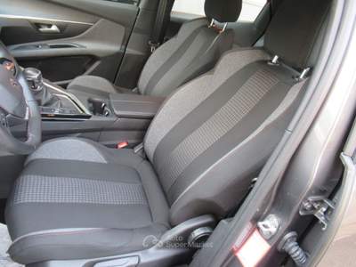 Peugeot 3008 S&S Allure Grigio usata Striano