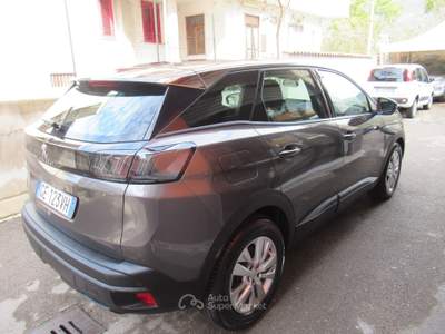 Peugeot 3008 S&S Allure Grigio usata Striano
