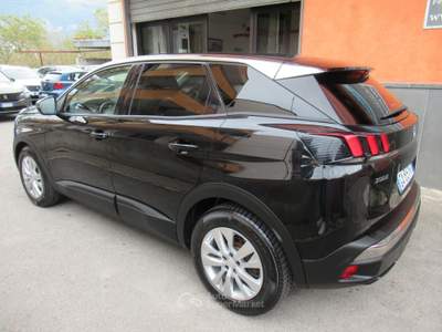 Peugeot 3008 S&S Business Nero usata Striano