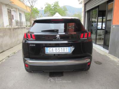 Peugeot 3008 S&S Business Nero usata Striano