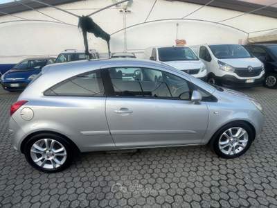 Opel Corsa Corsa IV 3p 1.3 cdti ecoflex Sport 75cv Grigio usata Torino