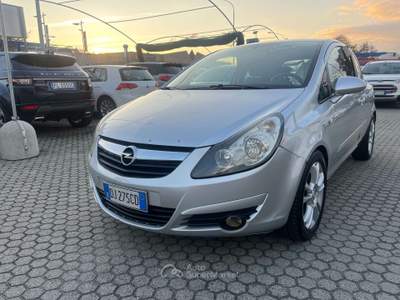 Opel Corsa Corsa IV 3p 1.3 cdti ecoflex Sport 75cv Grigio usata Torino