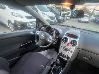 Opel Corsa Corsa IV 3p 1.3 cdti ecoflex Sport 75cv Grigio usata Torino