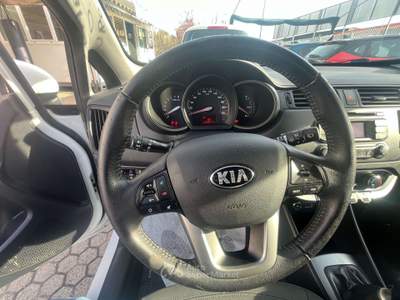 Kia Rio Rio III  5p 1.2 Active eco-dynamics gpl Bianco usata Torino