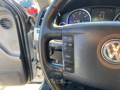 Volkswagen Touareg 2.5 R5 TDI DPF tiptronic Grigio usata Oderzo