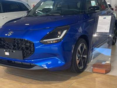 Suzuki Swift 1.2 Hybrid 4WD AllGrip Top Grigio usata Novara