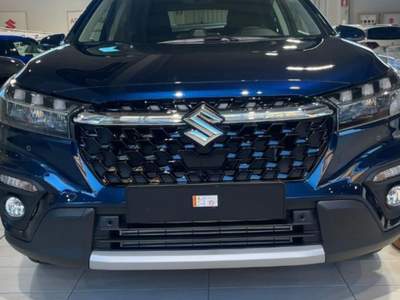Suzuki S-Cross 1.4 Hybrid 4WD AllGrip Top Grigio usata Novara
