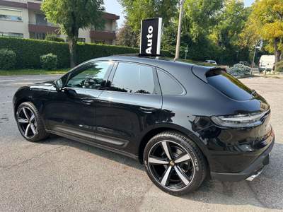 Porsche Macan 2.0 265cv pdk PASM / TETTO / CHRONO / 21'' / Nero usata Meda
