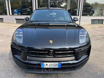 Porsche Macan 2.0 265cv pdk PASM / TETTO / CHRONO / 21'' / Nero usata Meda