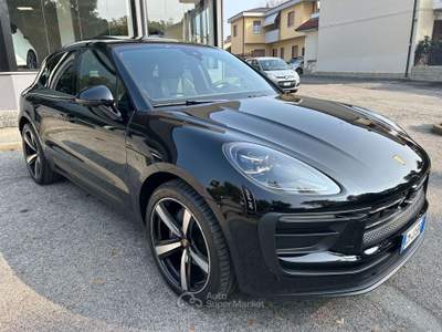 Porsche Macan 2.0 265cv pdk PASM / TETTO / CHRONO / 21'' / Nero usata Meda