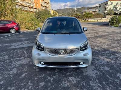 Smart ForTwo 70 1.0 twinamic Prime Grigio usata Sanremo