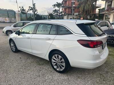 Opel Astra 1.4 Turbo 110CV EcoM Sports Tourer Innovation Bianco usata Altidona