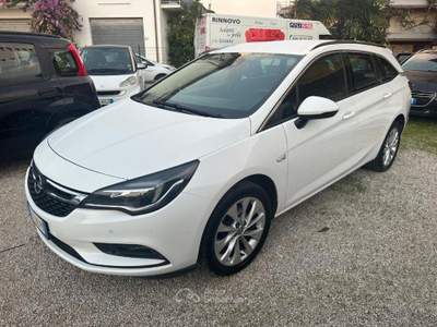 Opel Astra 1.4 Turbo 110CV EcoM Sports Tourer Innovation Bianco usata Altidona